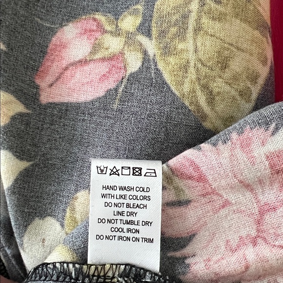 NWT Aratta Flower Bomb High Low Dress Pink Black L/S V-Neck Button Front Small - Picture 12 of 13